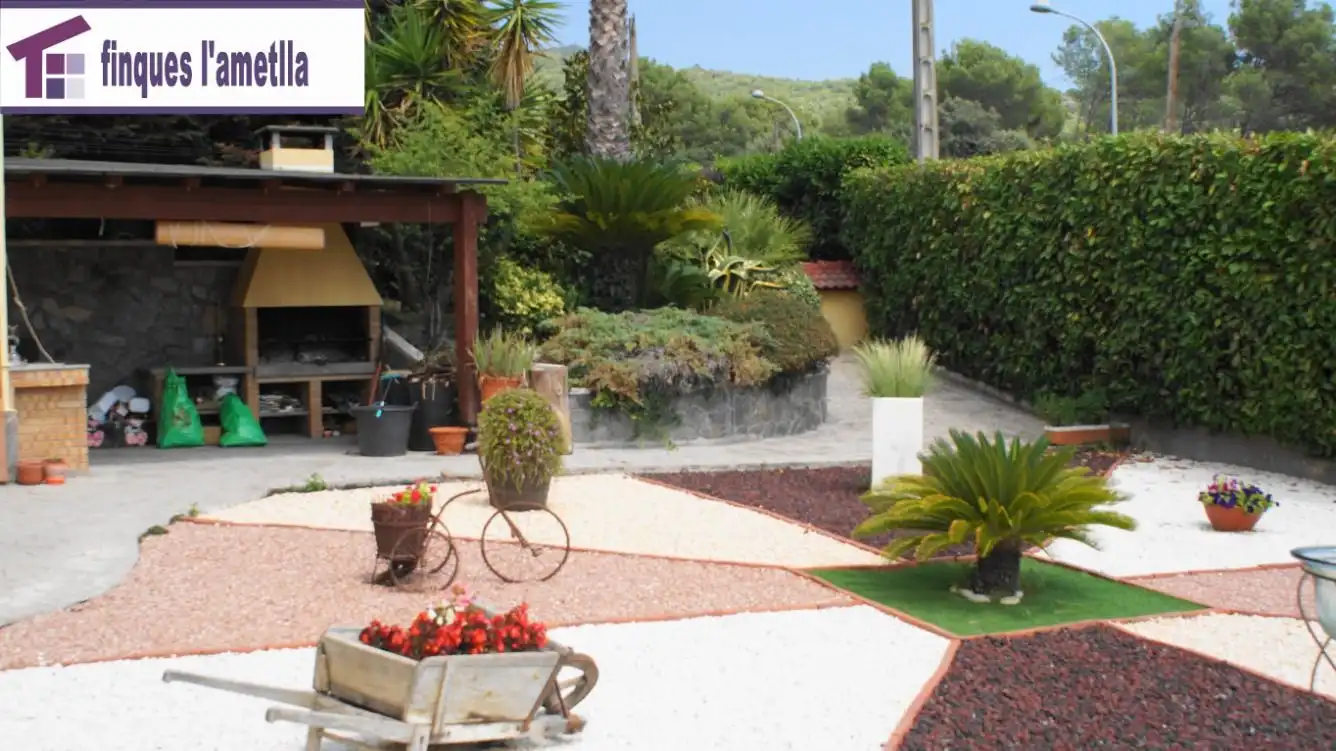 Jardín de Casa o chalet en venta en Bigues i Riells del Fai con Calefacción, Jardín privado y Parquet