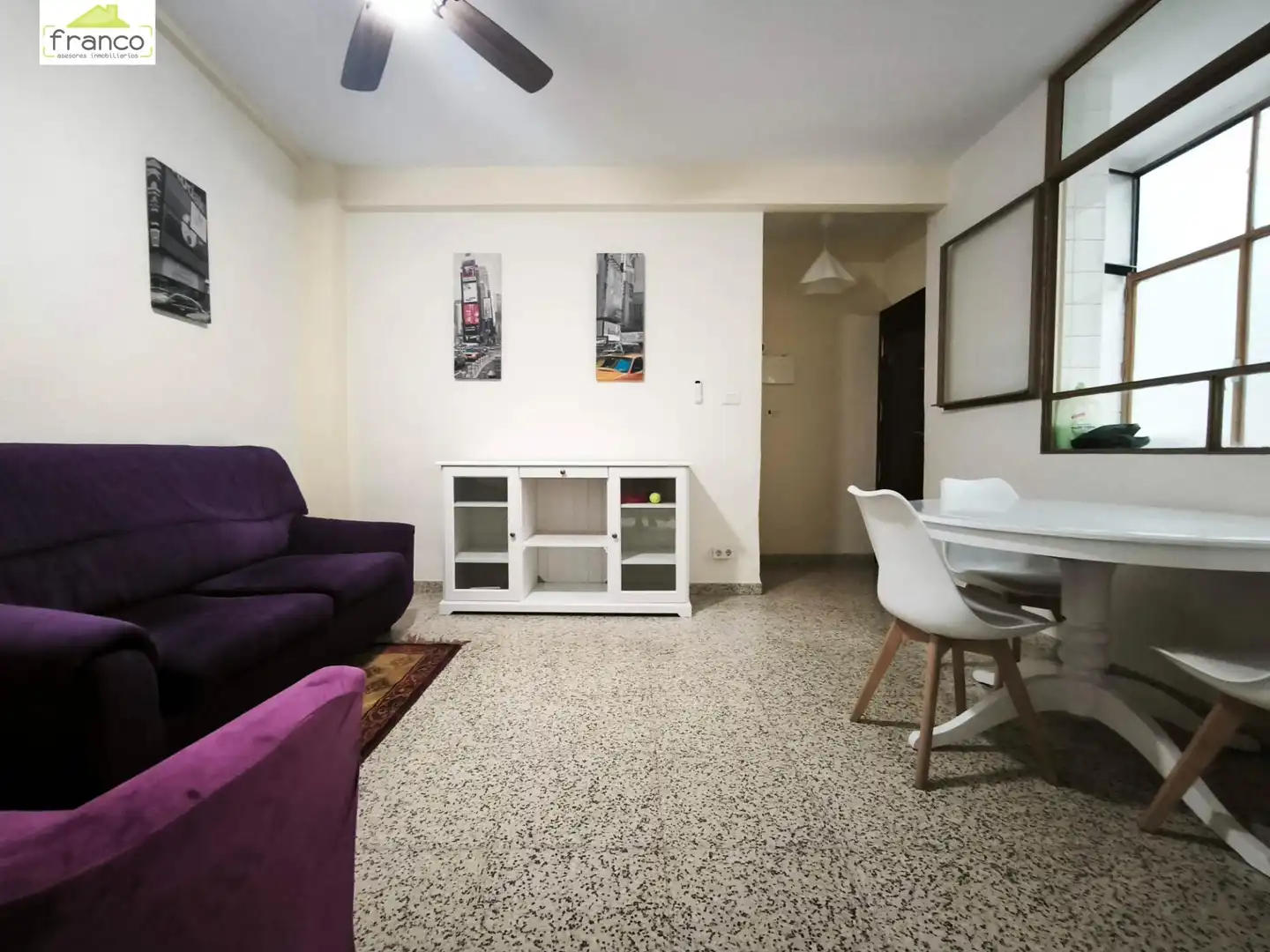 Sala d'estar de Pis de lloguer en Murcia amb Terrassa, Moblat i Balcó