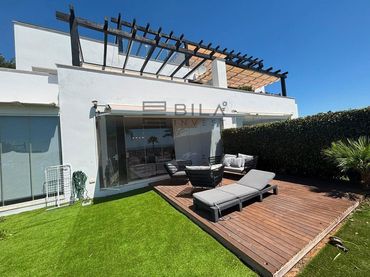 Adossat amb piscina en venda a Soul Marbella