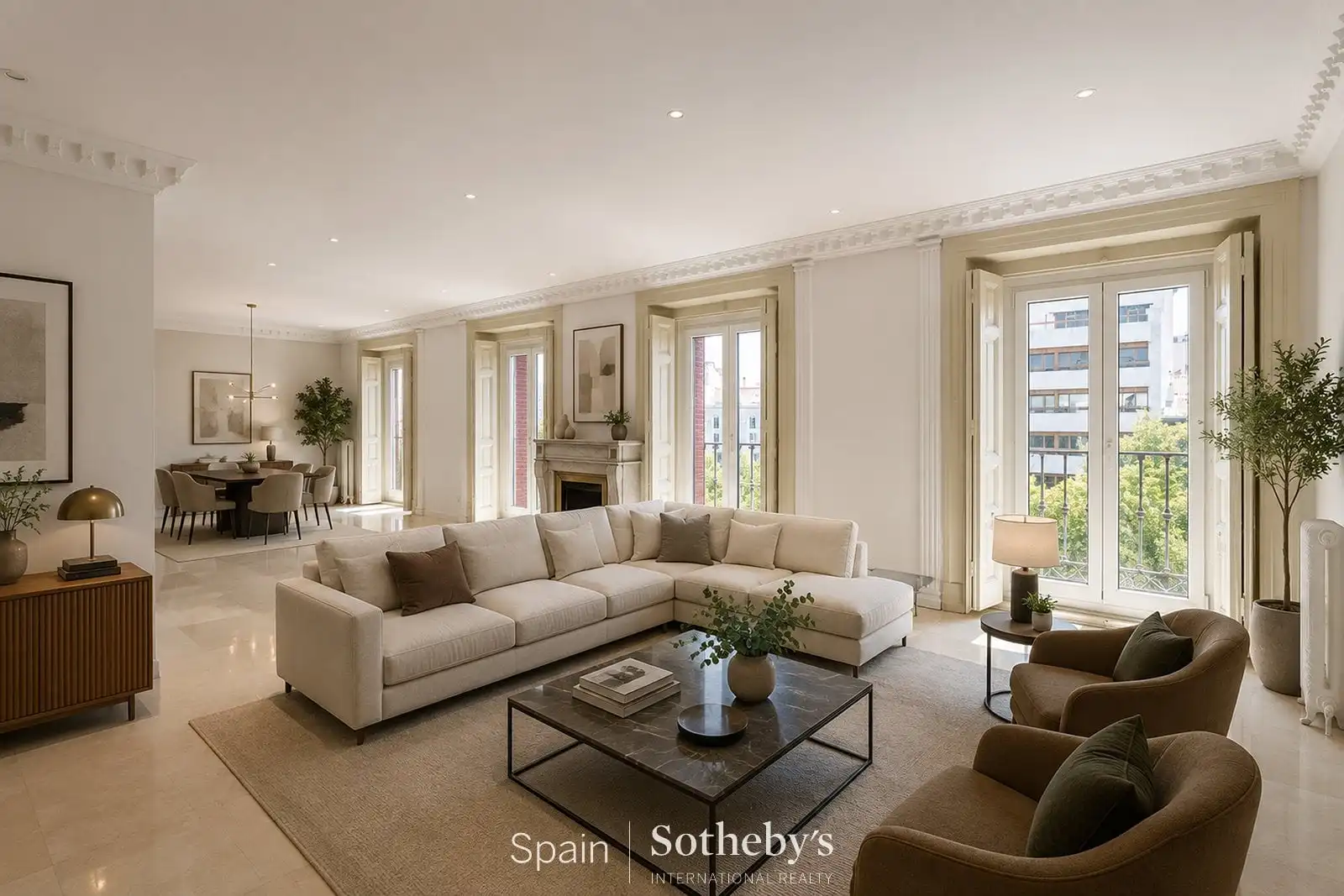 Apartament de lloguer a Plaza de Santa Bárbara, Justicia - Chueca