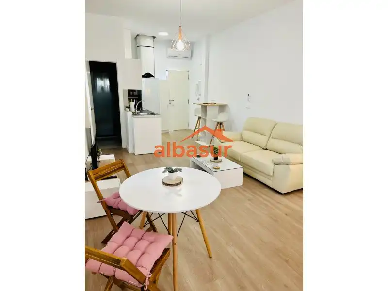Sala de estar de Apartamento en venta en Córdoba con Aire acondicionado, Calefacción y Amueblado