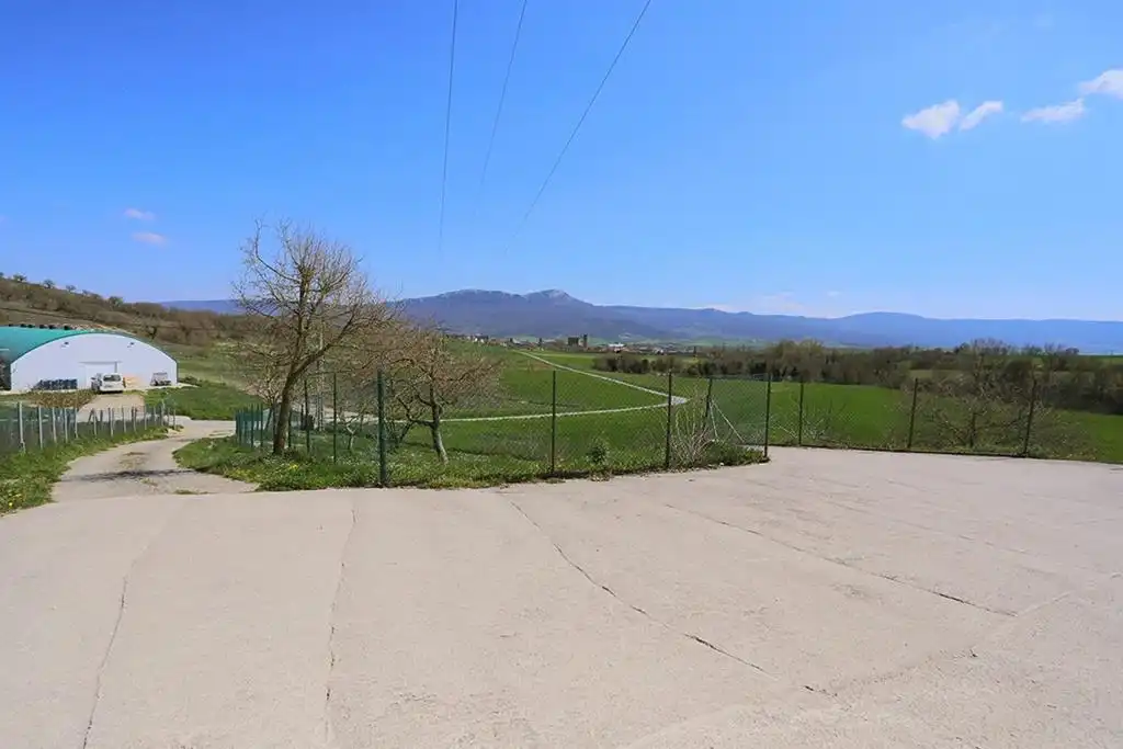 Land for sale in Zalduondo