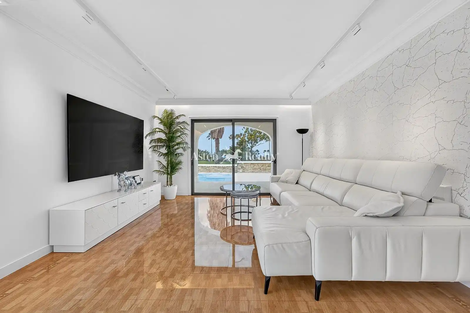 Casa con piscina en venta en Samarin, imagen 11