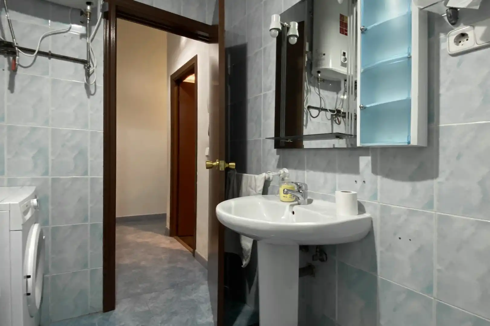 Baño de Piso en venta en Madrid con Aire acondicionado, Calefacción y Balcón