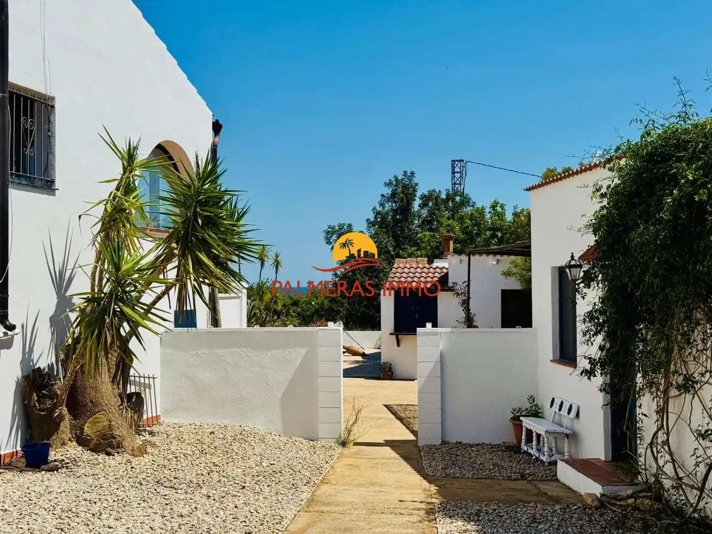 Vista exterior de Finca rústica en venta en L'Ametlla de Mar  con Trastero y Piscina