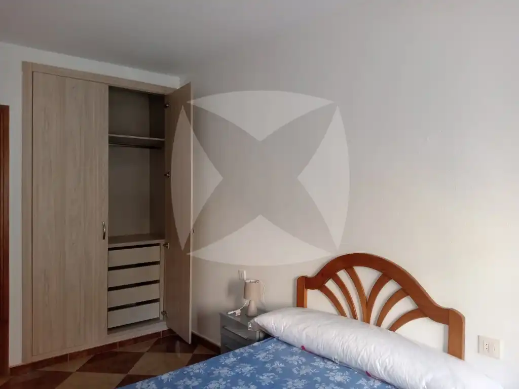Dormitori de Pis en venda en Cáceres amb Terrassa i Moblat
