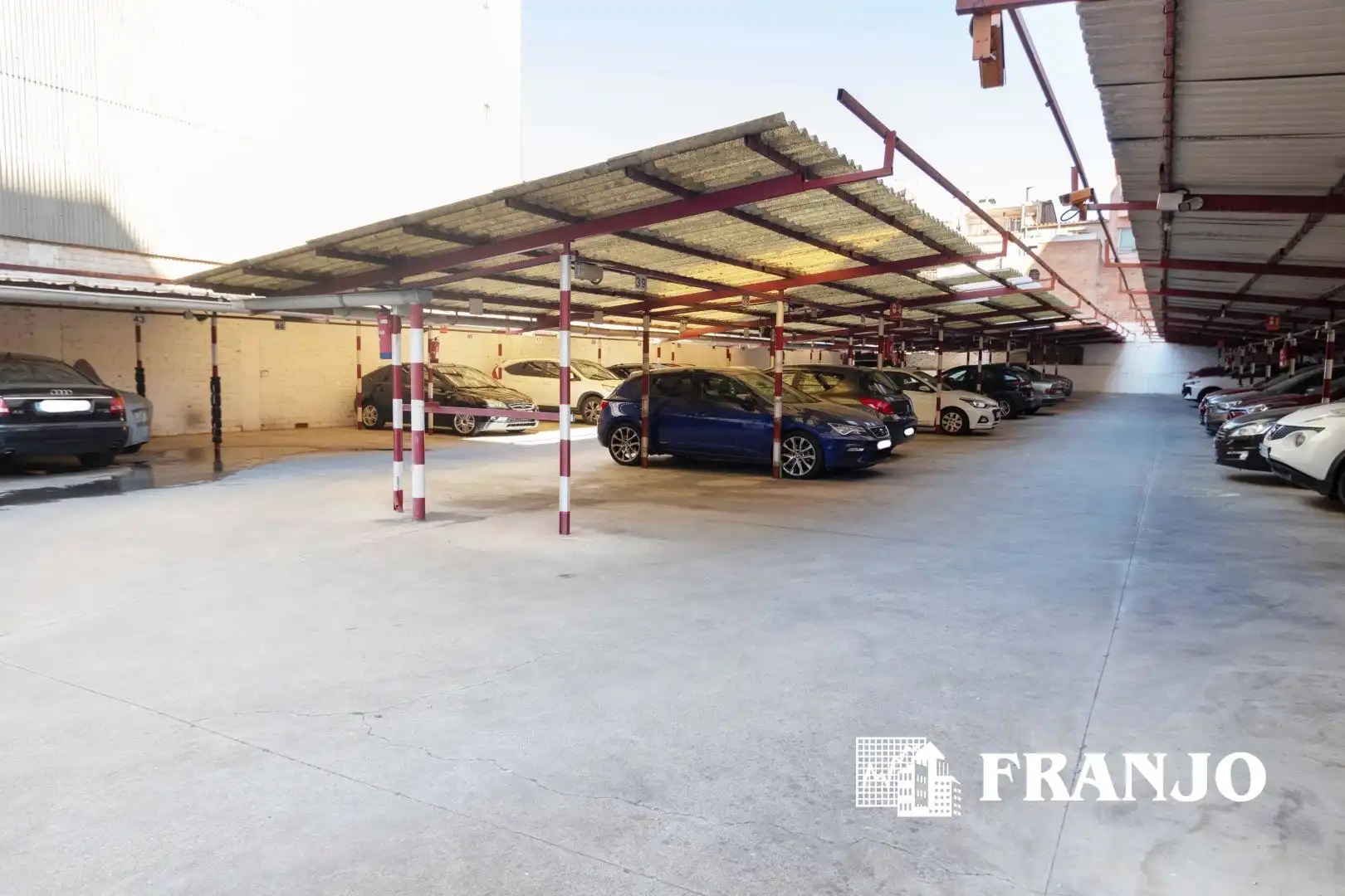 Parkplatz von Residential zum Verkauf in Sabadell