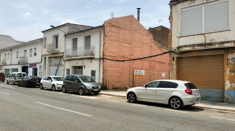 Solar ubicado en buena zona de la población de Canals. con 168 m2