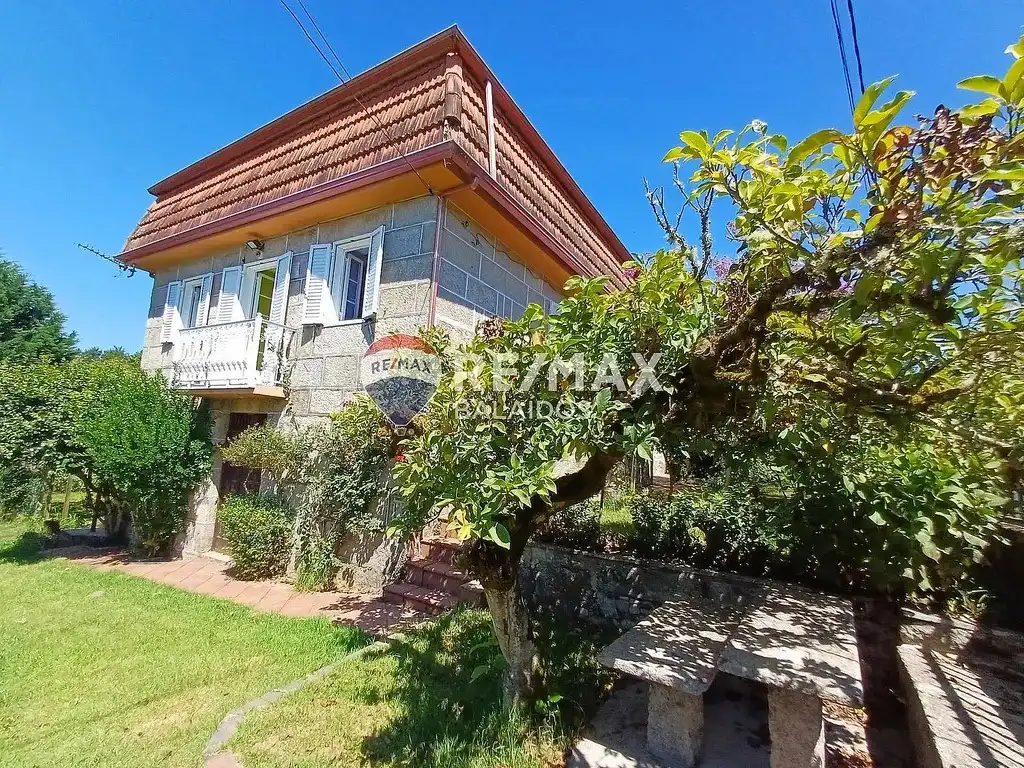 Exterior view of Houses for sale in Covelo  with Heating, Private garden and Parquet flooring