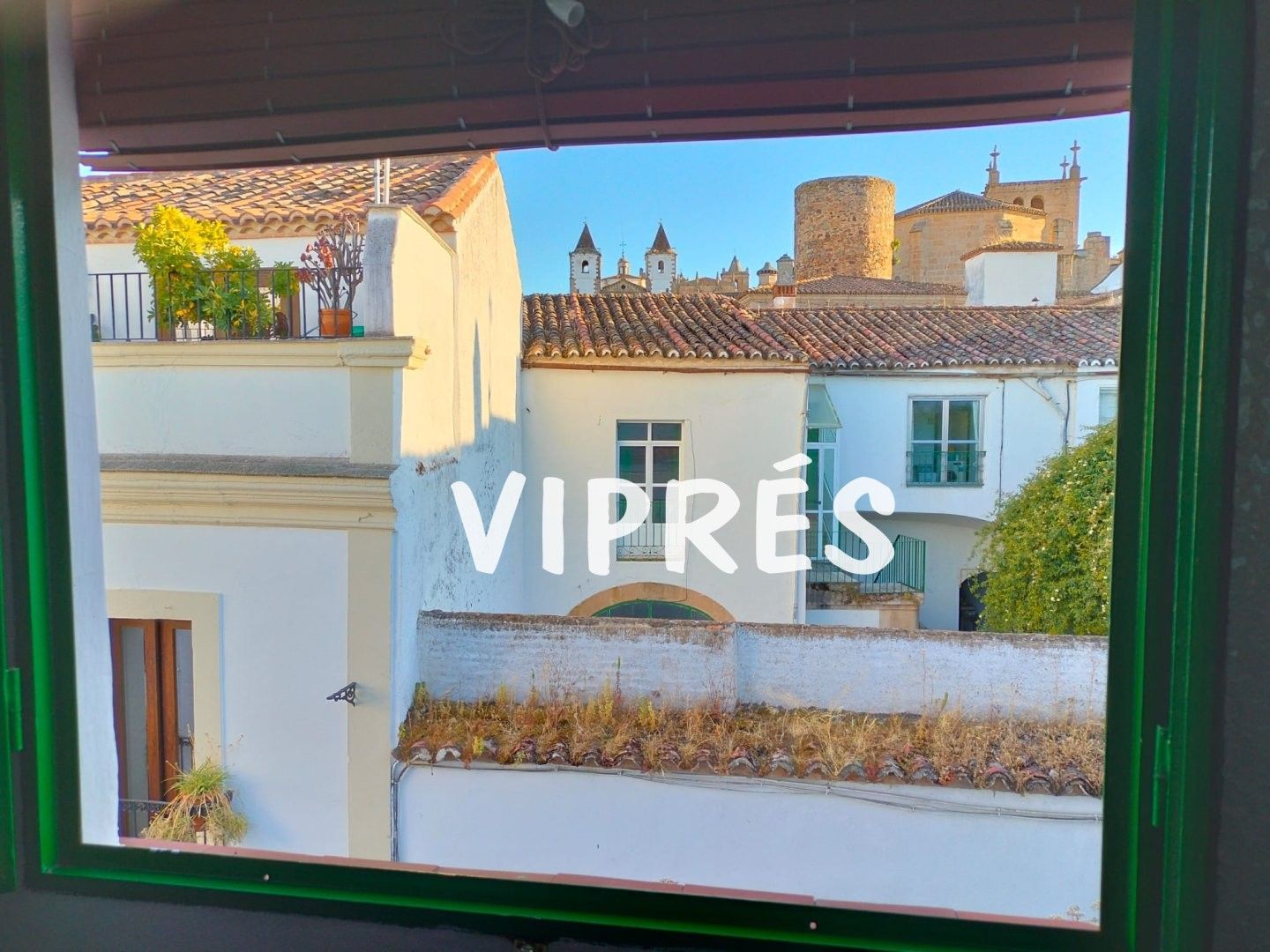Exterior view of House or chalet for sale in Cáceres Capital  with Terrace