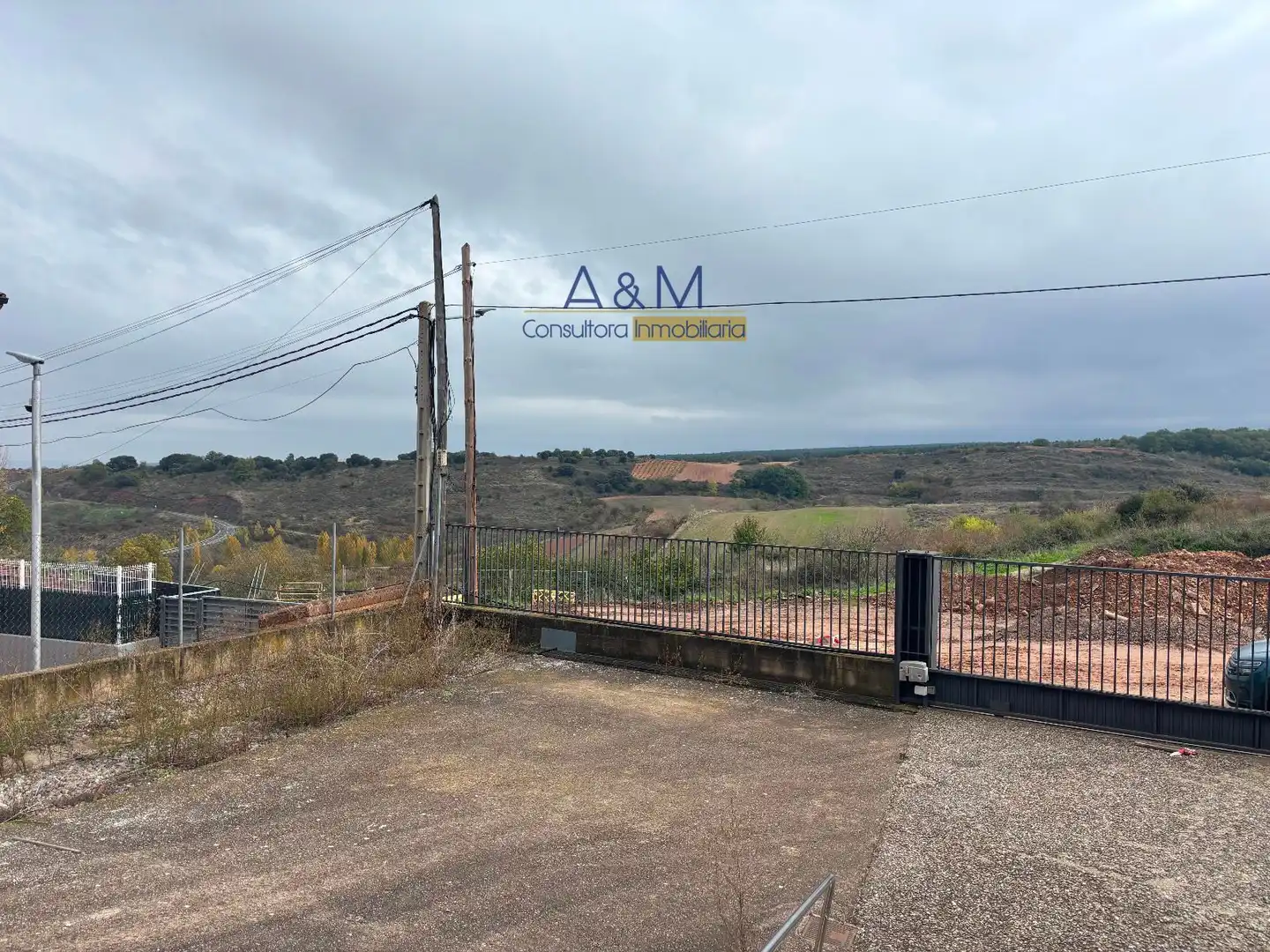 Nau industrial en venda a San Miguel, Sotés