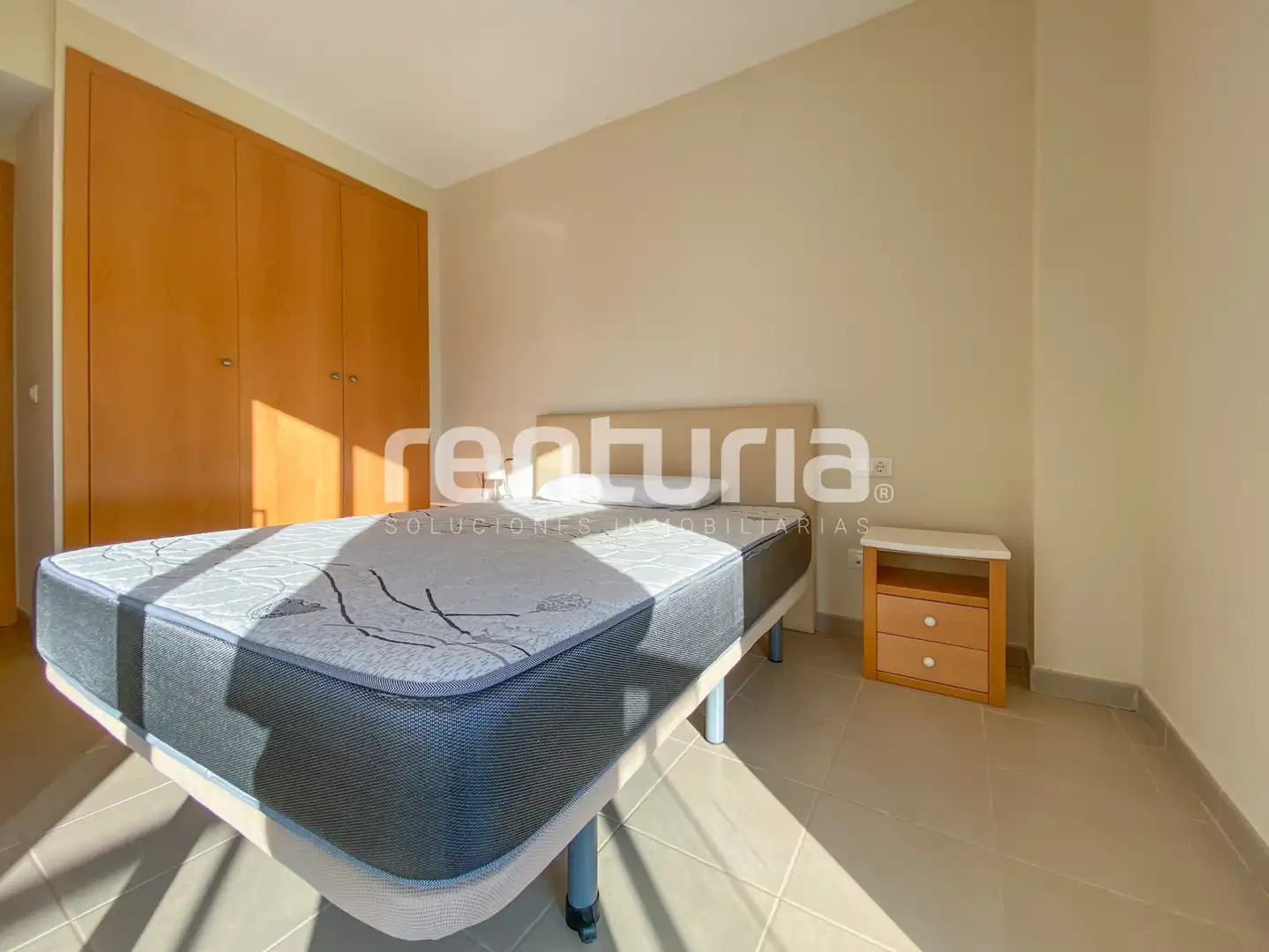 Schlafzimmer von Dachboden zur Miete in Almenara mit Klimaanlage, Privatgarten und Terrasse