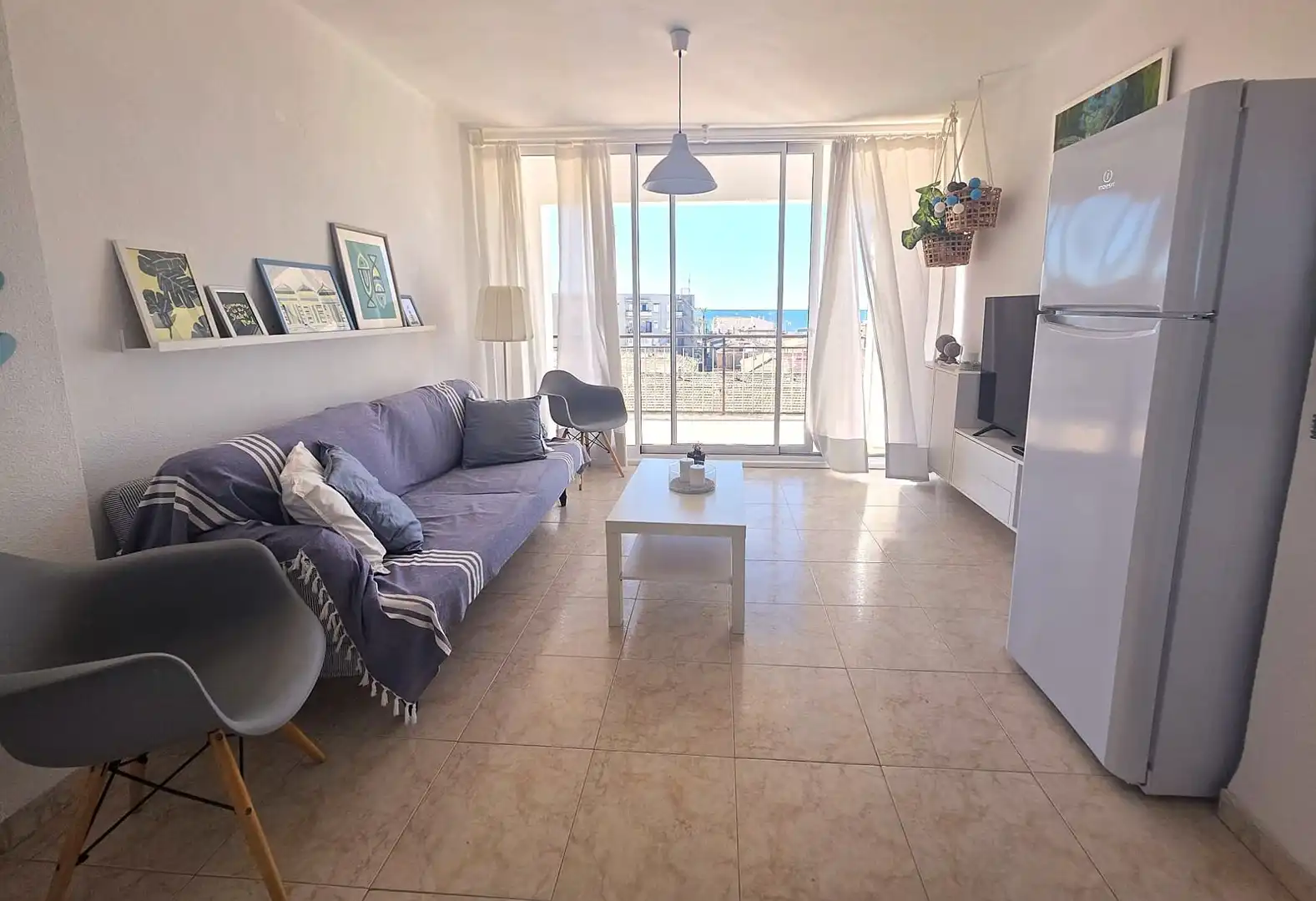 Sala de estar de Apartamento en venta en Santa Pola con Aire acondicionado, Terraza y Amueblado
