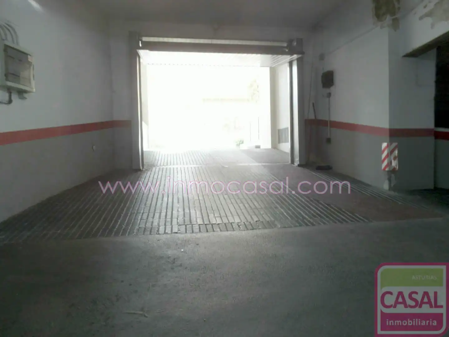 Parkplatz von Wohnung zur Miete in Oviedo  mit Heizung, Terrasse und Möbliert