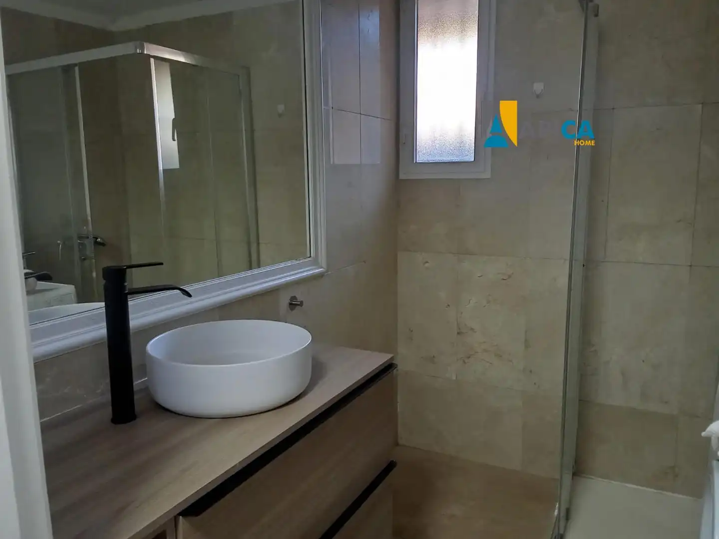 Bany de Pis en venda en Sotogrande amb Aire condicionat