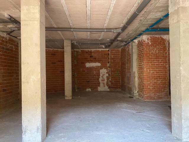 Local comercial en Venta en Zona Calle Valencia