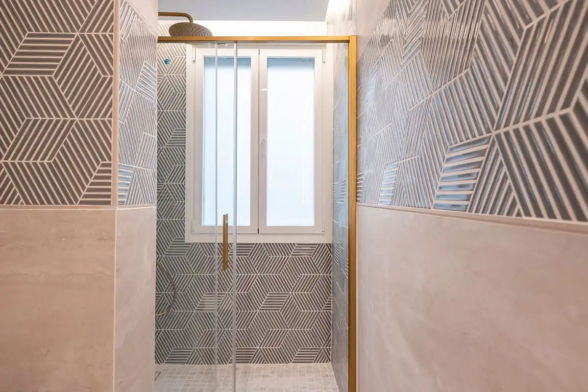 Flat with lift for sale in C. de Guzmán el Bueno, imagen 55