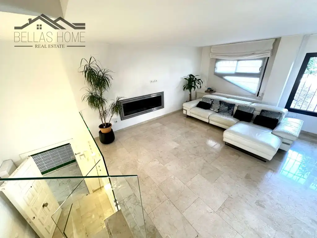 Wohnzimmer von Maisonette zum Verkauf in Estepona mit Terrasse und Schwimmbad