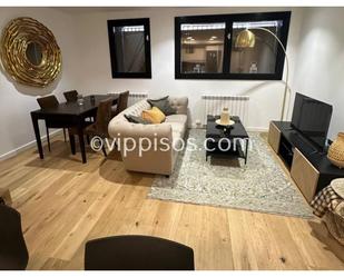 Sala d'estar de Pis de lloguer en  Barcelona Capital amb Aire condicionat, Calefacció i Parquet