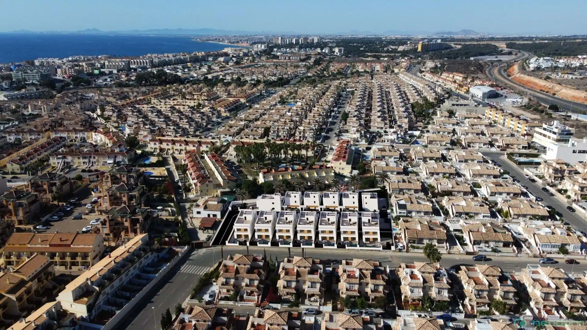Vista exterior de Casa o xalet en venda en Orihuela amb Terrassa