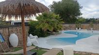 Piscina de Casa o xalet en venda en Las Rozas de Madrid amb Aire condicionat, Calefacció i Jardí privat