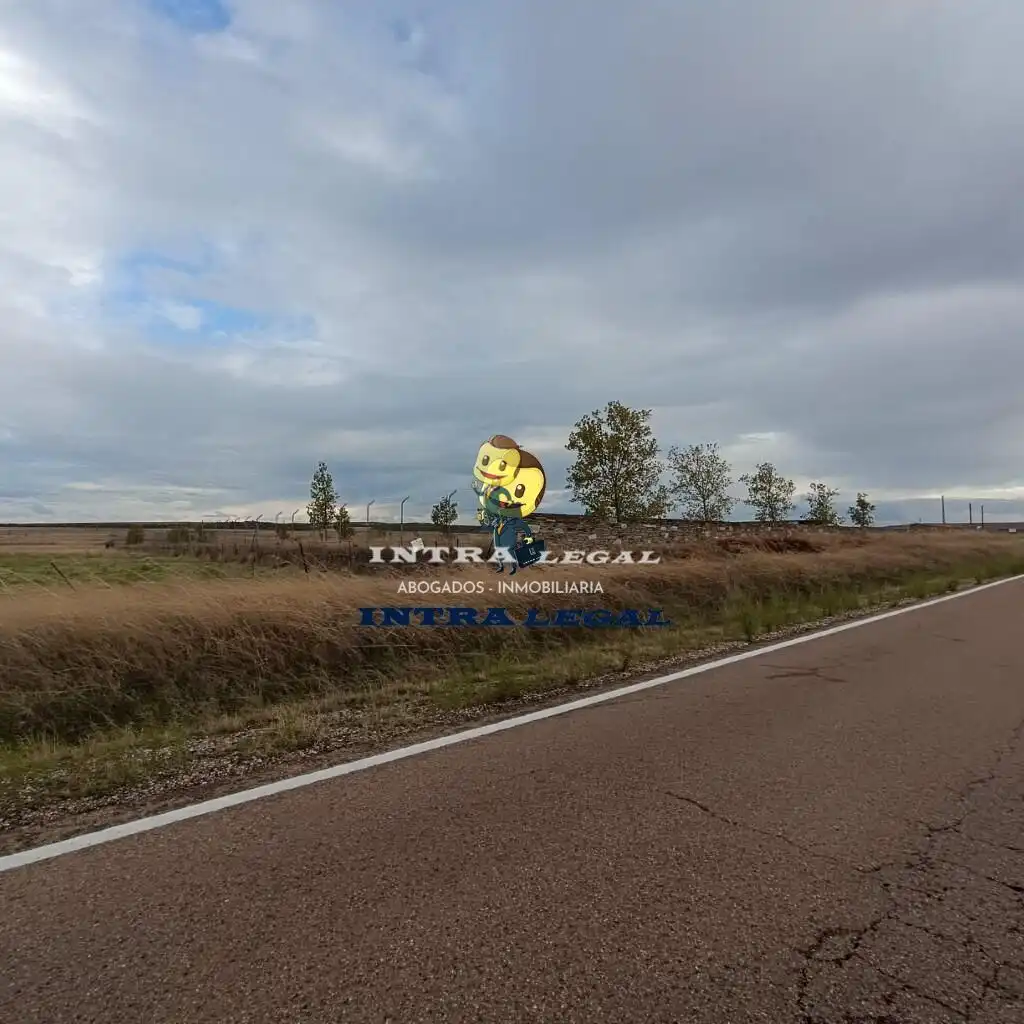 Exterior view of Land for sale in Miranda de Azán