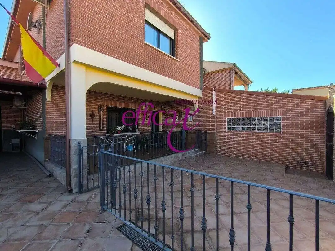 Houses for sale in Gerindote