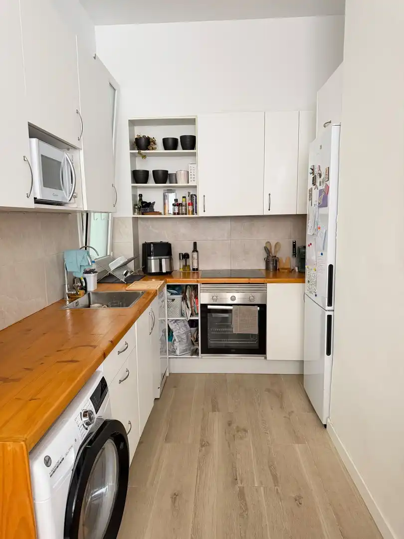 Kitchen of Flat for sale in L'Hospitalet de Llobregat