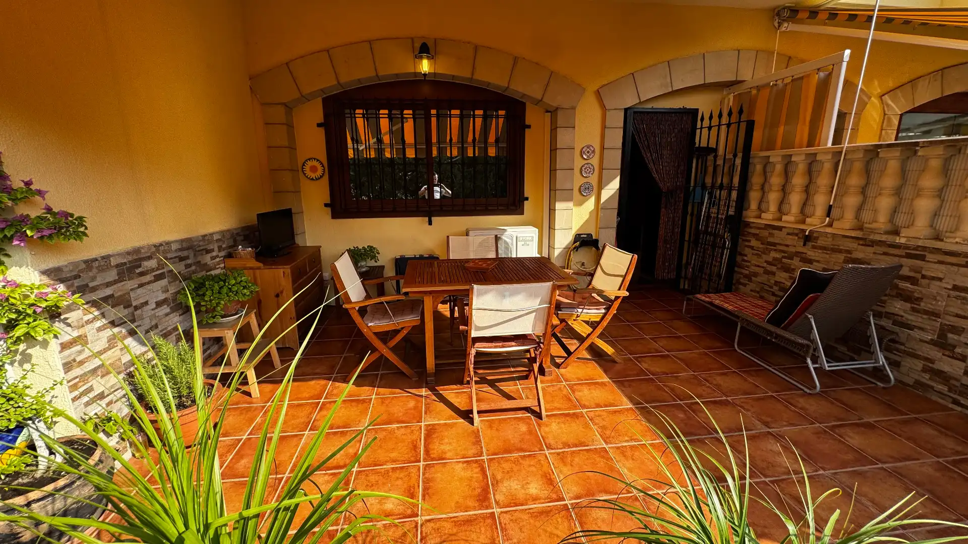 Terrasse von Wohnung zum Verkauf in Roda de Berà mit Klimaanlage, Heizung und Parkett