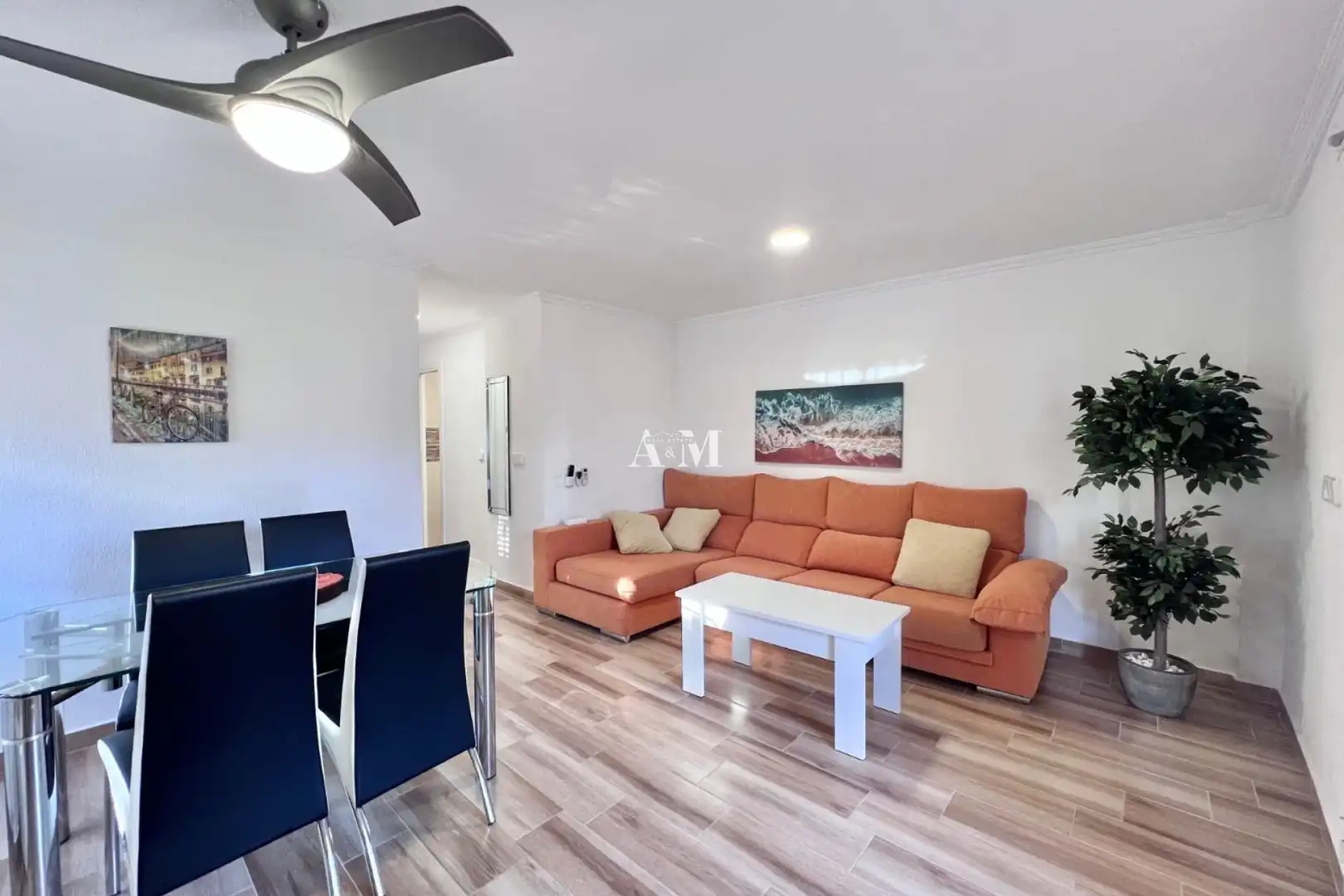 Wohnzimmer von Haus oder Chalet zur Miete in Torrevieja mit Klimaanlage, Heizung und Parkett