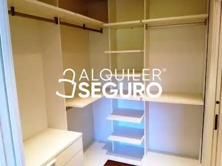 Flat for rent in Vitoria - Gasteiz  with Heating, Storage room and Furnished