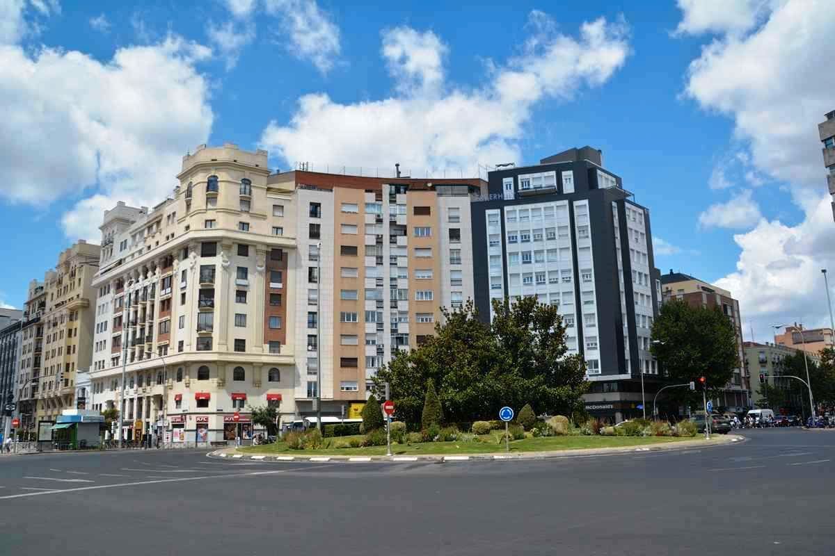 Vista exterior de Ático en venta en  Madrid Capital