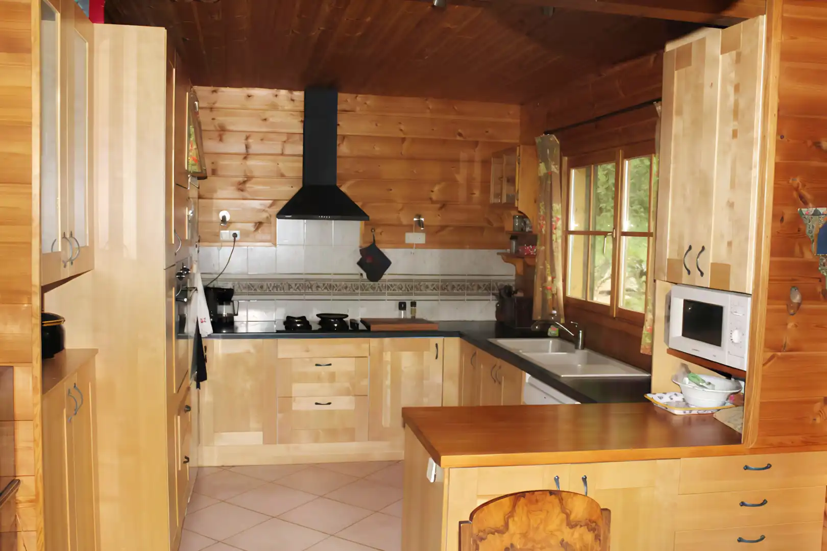 Cocina de Finca rústica en venta en Camprodon con Jardín privado y Amueblado
