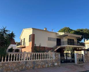 Exterior view of House or chalet for sale in Orihuela  with Private garden