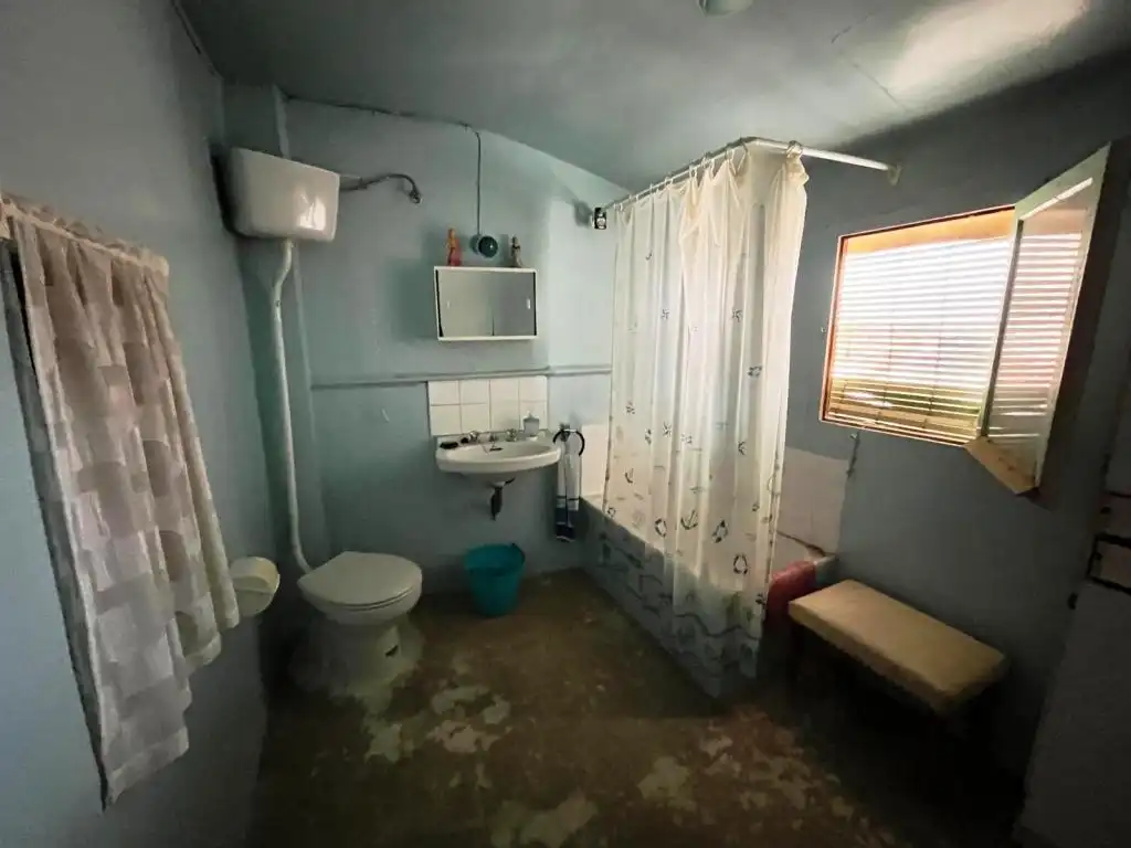 Bathroom of Detached homes for sale in Castillonroy  with Balcony