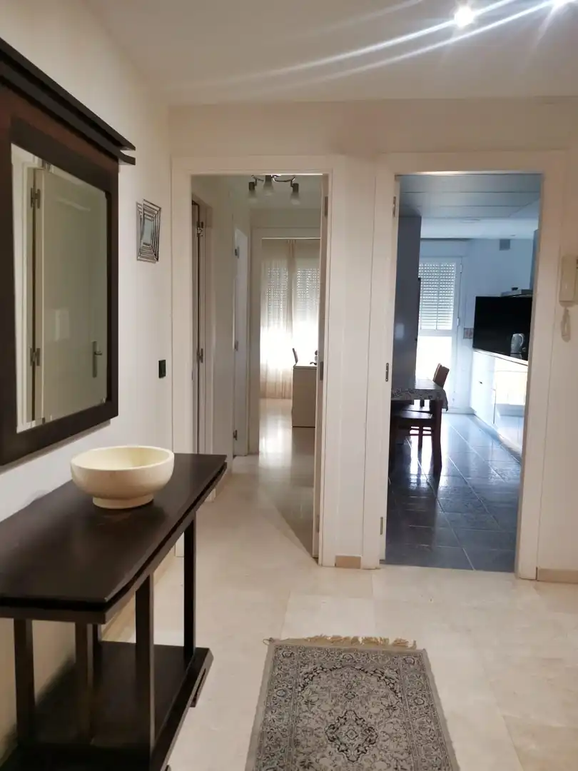 Piso de alquiler en Marbella con Aire acondicionado, Terraza y Amueblado