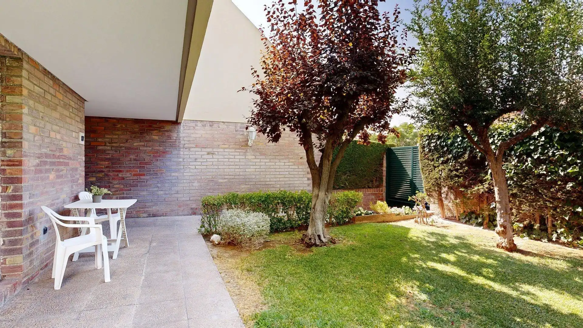 Jardín de Casa o chalet en venta en Zaragoza con Aire acondicionado, Calefacción y Jardín privado