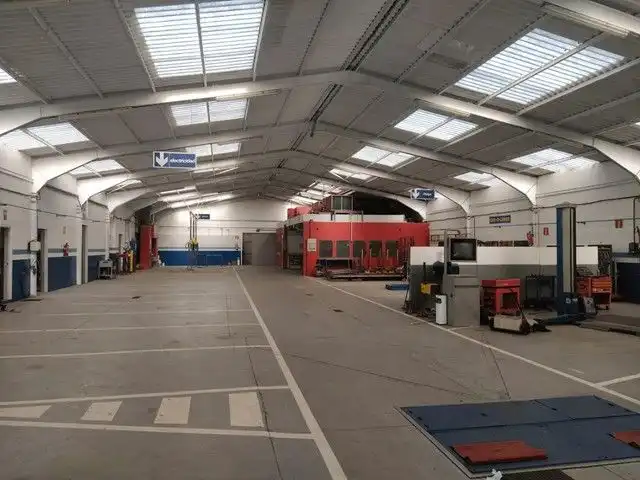 Nave industrial en venta en Navia