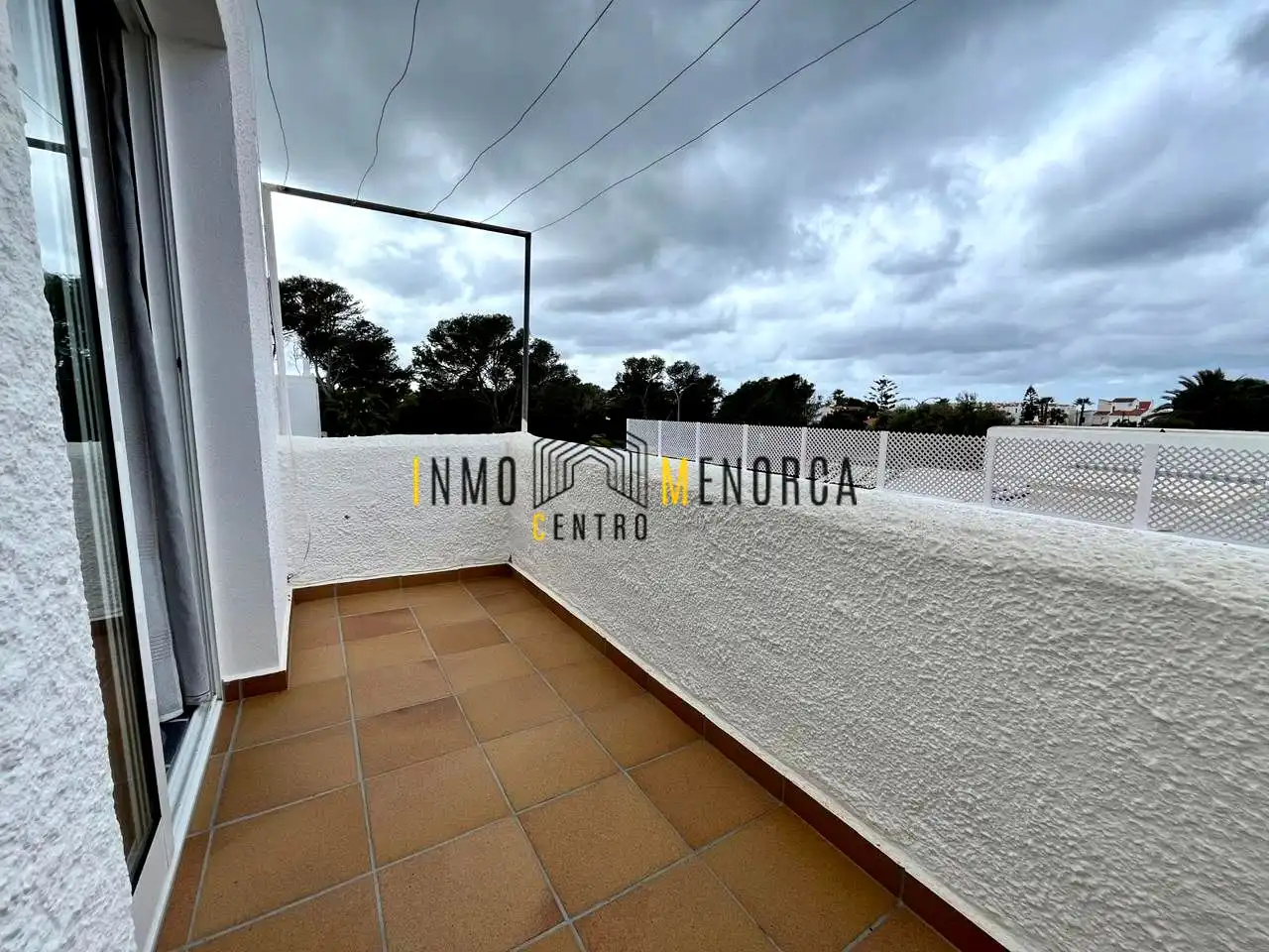 Vista exterior de Casa adosada en venda en Ciutadella de Menorca amb Jardí privat i Terrassa