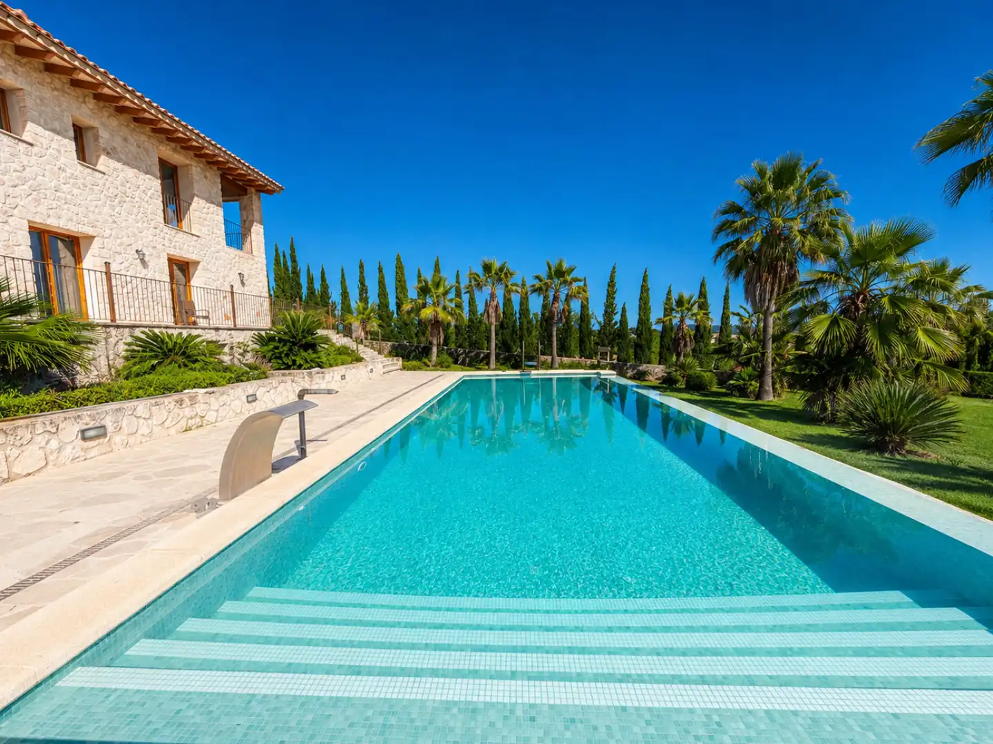Piscina de Casa o xalet en venda en Lloret de Vistalegre amb Aire condicionat, Terrassa i Piscina