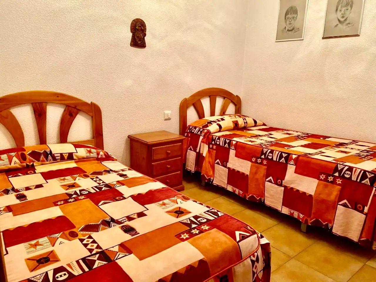 Habitación de Casa o chalet en venta en Elda con Aire acondicionado, Jardín privado y Terraza