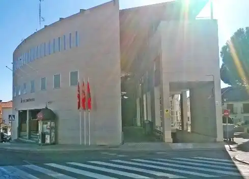 Exterior view of Houses for sale in Parla  with Heating, Private garden and Storage room