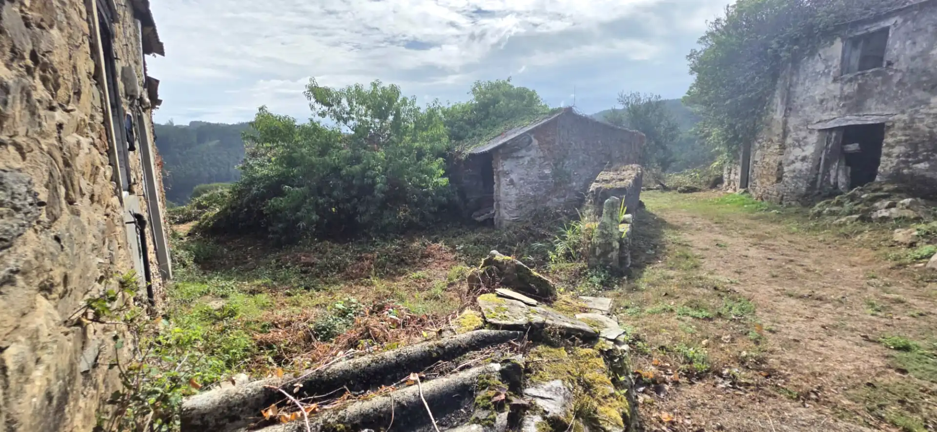 Finca rústica en venda en Valdoviño amb Jardí privat