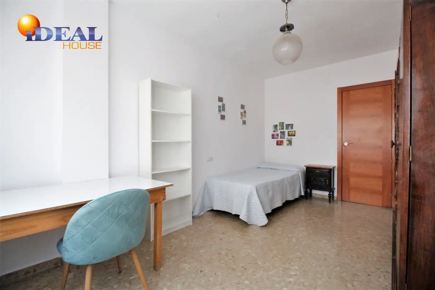 Bedroom of Flat for rent in Granada  with Heating and Storage room