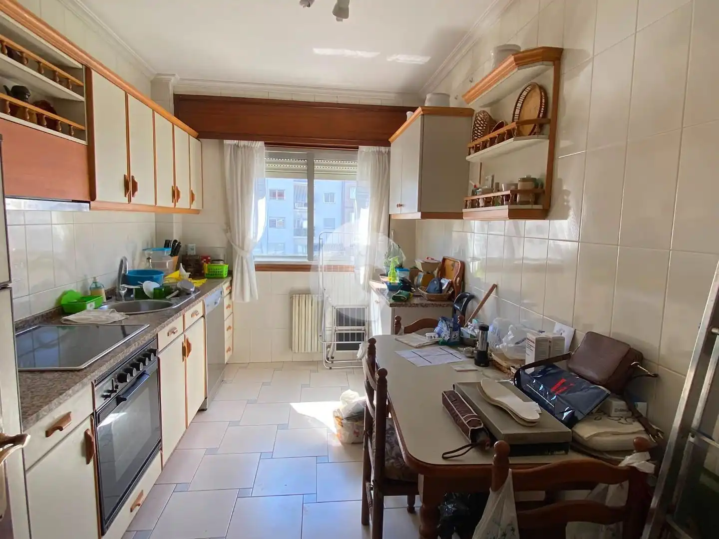 Cocina de Piso en venta en Ourense Capital  con Calefacción y Trastero