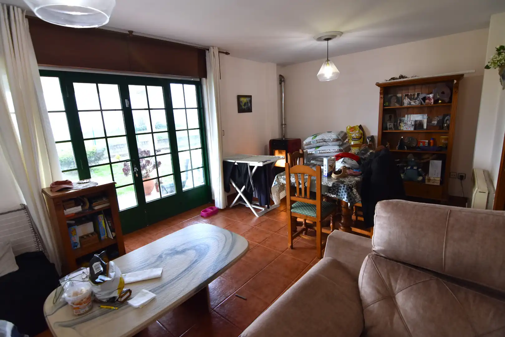 Sala de estar de Casa o chalet en venta en Pontedeume con Calefacción, Jardín privado y Parquet
