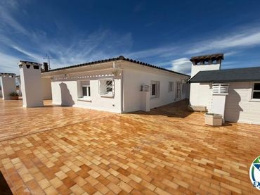 Mini appartamento con ascensore in vendita a Carrer Arquitecte Gaudi 45 4 A, 17480, Roses 45