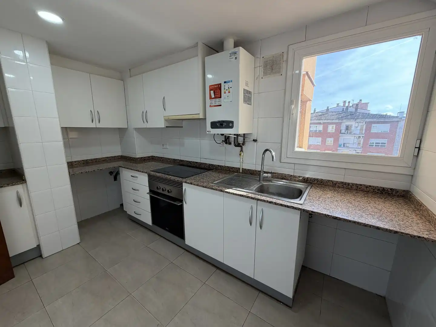 Kitchen of Duplexes for sale in Girona Capital  with Air Conditioner, Heating and Balcony