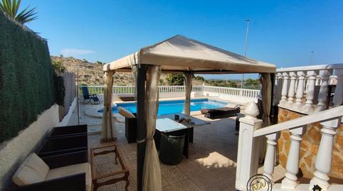 Foto 3 de Casa o xalet en venda a Calle Holanda, Bigastro, Alicante