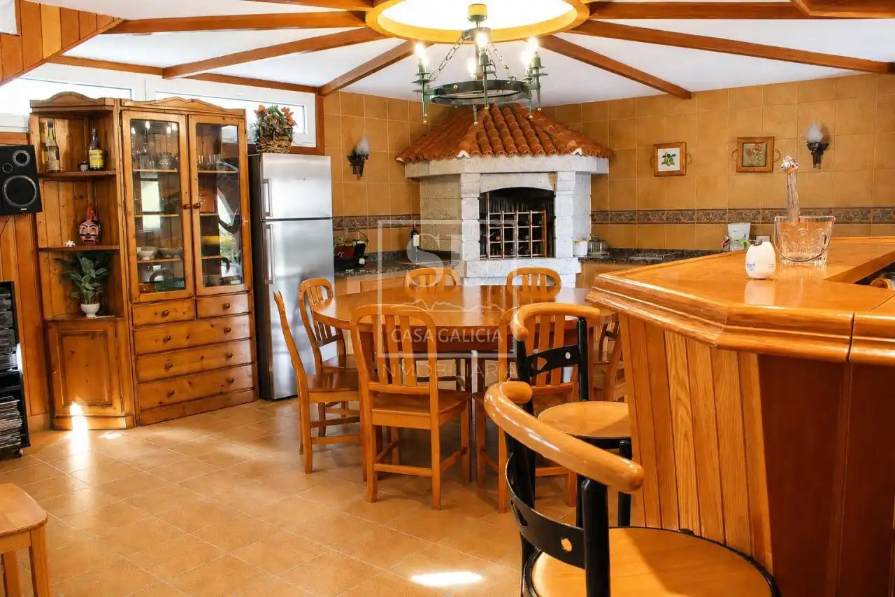Comedor de Casa o chalet en venta en Nigrán con Calefacción, Jardín privado y Terraza